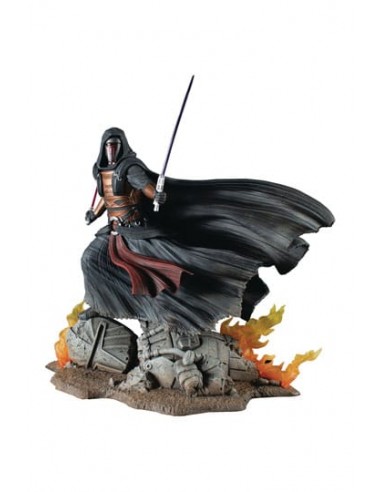 Star Wars: Knights of the Old Republic Gallery statuette Darth Revan 25 cm rembourrage situé sous